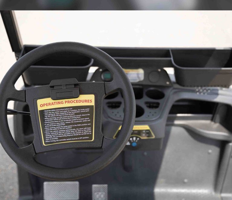 https://www.bak-ev.com/wp-content/uploads/2024/08/A-C2-Golf-Cart-Detail-View-Dashboard.jpg