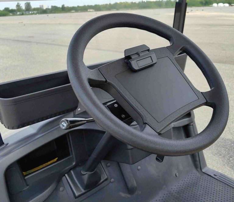 https://www.bak-ev.com/wp-content/uploads/2024/08/A-C42-Golf-Cart-Detail-View-Steering-wheel.jpg