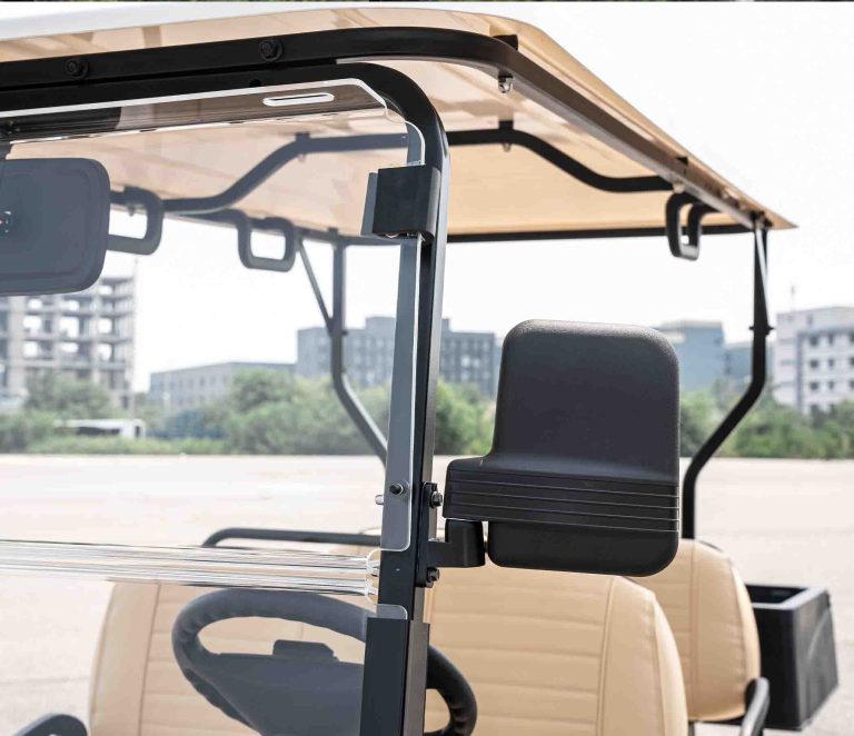 https://www.bak-ev.com/wp-content/uploads/2024/08/A-C4P-Golf-Cart-Detail-View-Reversing-mirror-with-turn-signal.jpg