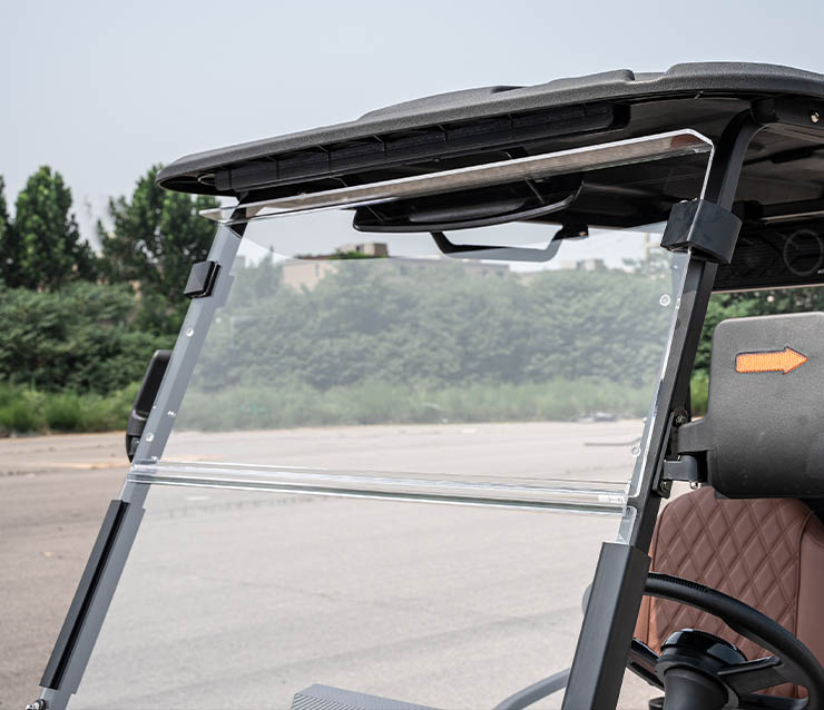 https://www.bak-ev.com/wp-content/uploads/2024/08/K-H22-Golf-Cart-Detail-View-Front-windscreen.jpg