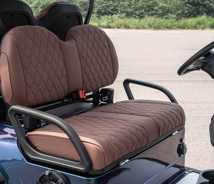 https://www.bak-ev.com/wp-content/uploads/2024/08/K-H22-Golf-Cart-Detail-View-Seats.jpg