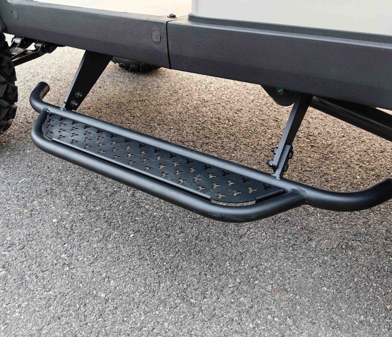 https://www.bak-ev.com/wp-content/uploads/2024/10/R-H2P-Golf-Cart-Detail-View-Steps-for-getting-on-and-off-the-vehicle-iron.jpg