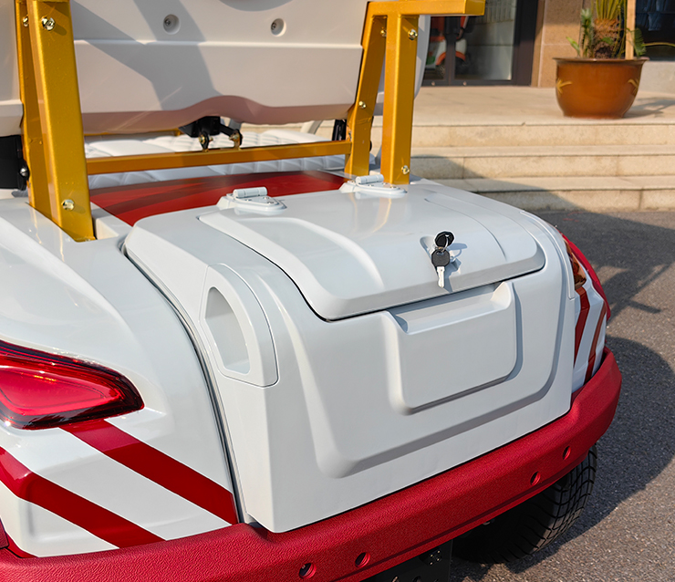 https://www.bak-ev.com/wp-content/uploads/2025/01/Patriots-Golf-Cart-Detail-View-Rear-storage-basket-assembly.jpg